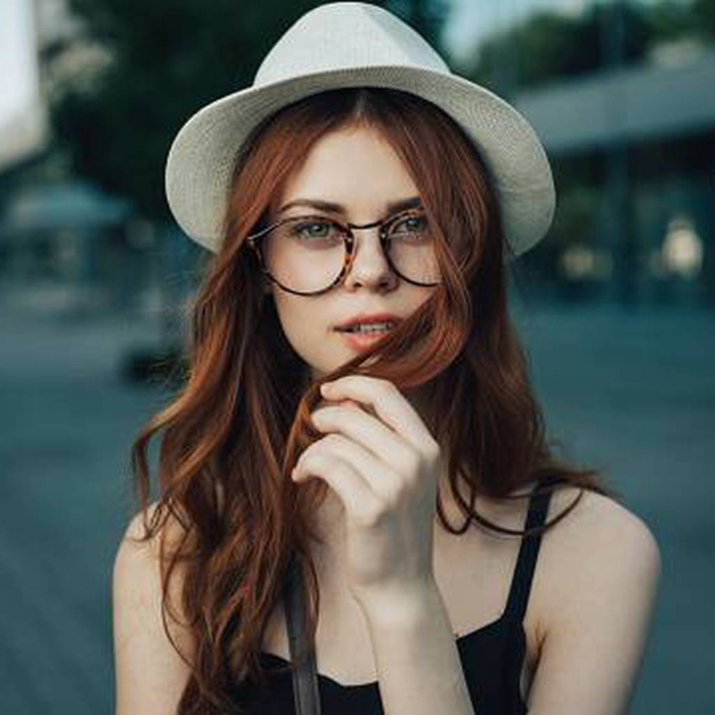 7 mandamientos del maquillaje para las mujeres que usan lentes