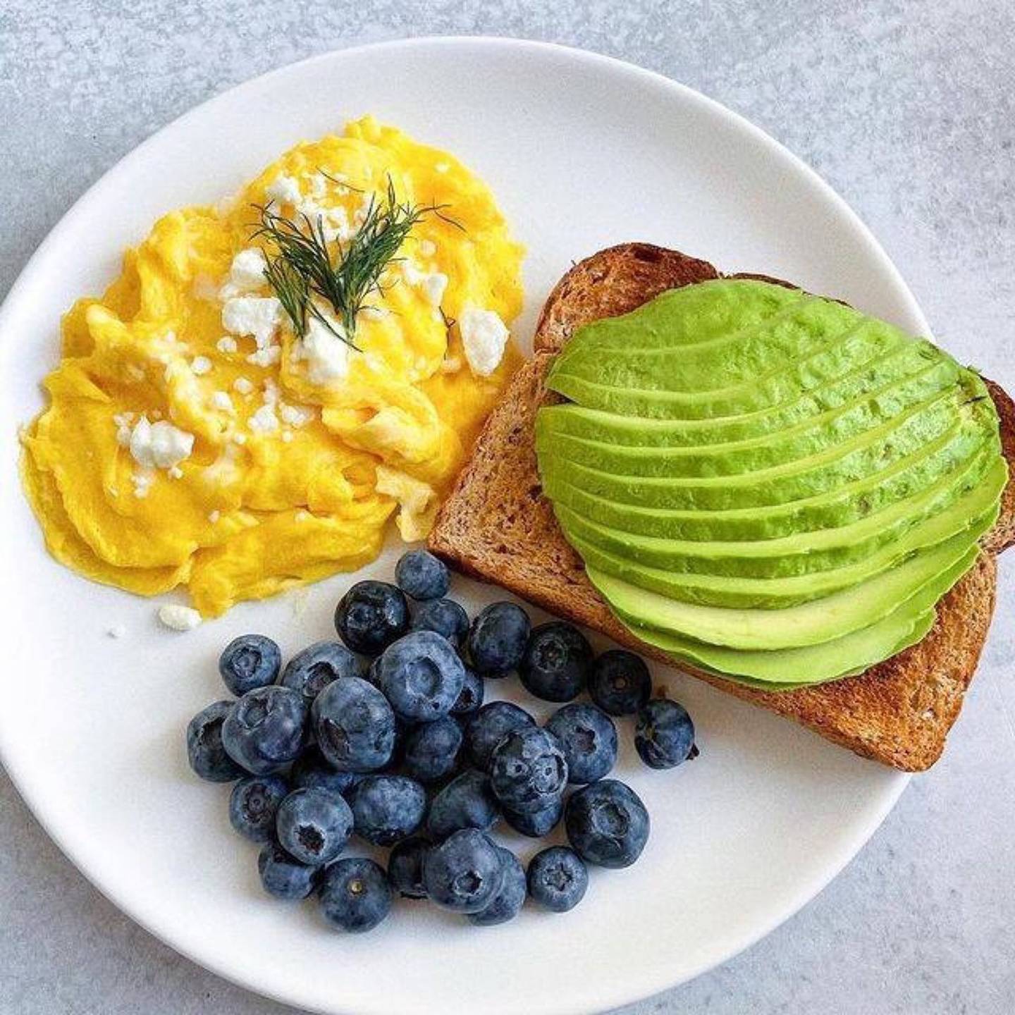 4 Desayunos Saludables Y Fáciles Para Comenzar Tu Día Ligera Y Fuerte 9772
