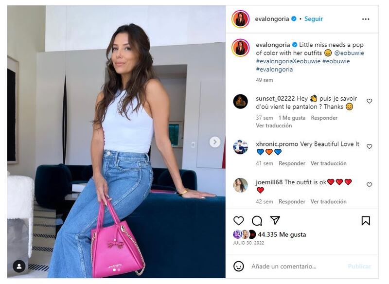 Eva Longoria probó que se pueden llevar jeans de forma elegante