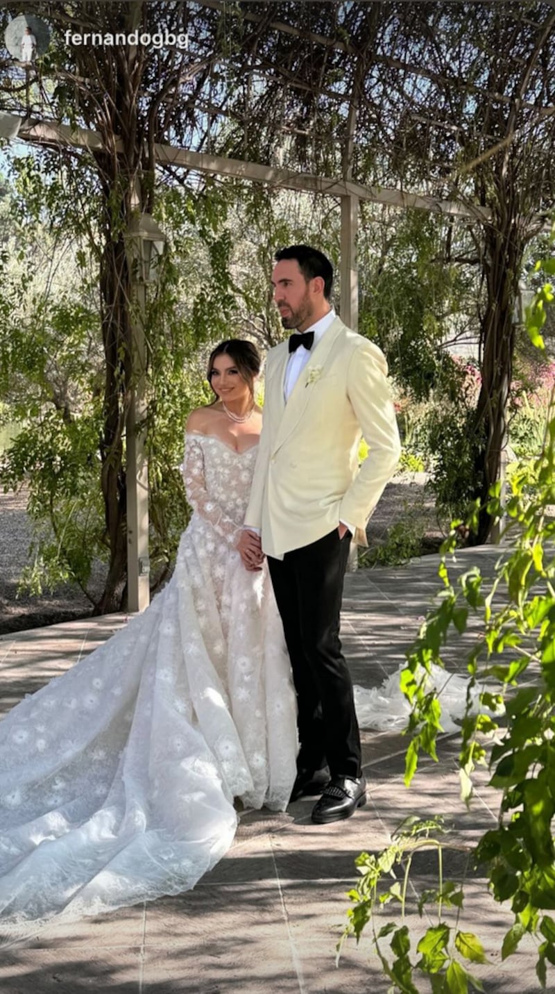 Sofía Castro y Pablo Bernot en su boda religiosa