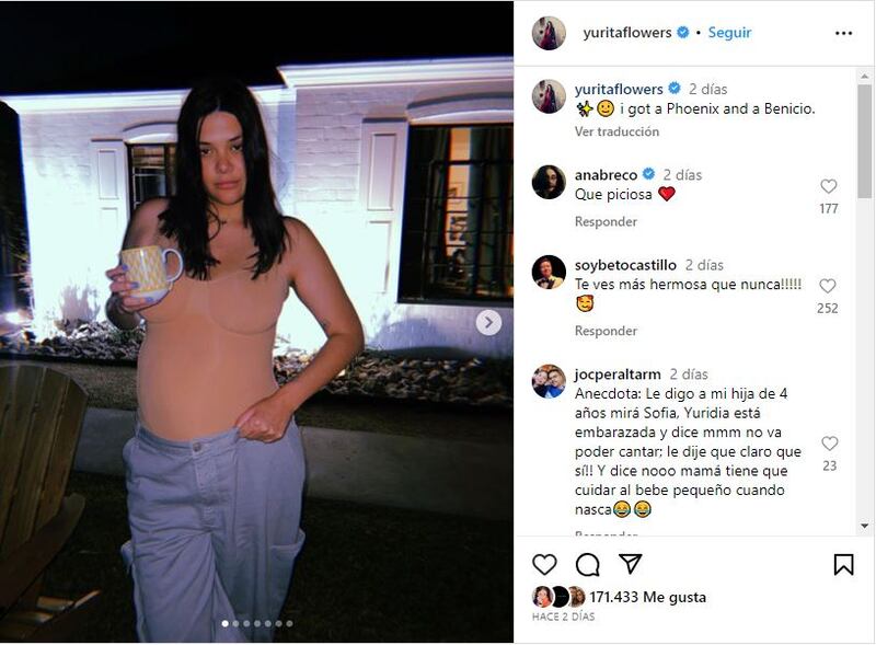 Yuridia se ha apegado a su estilo durante su segundo embarazo