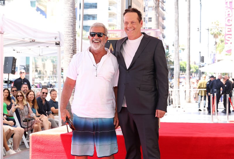 Mel Gibson asiste a la ceremonia de entrega de la estrella del Paseo de la Fama de Hollywood de Vince Vaughn