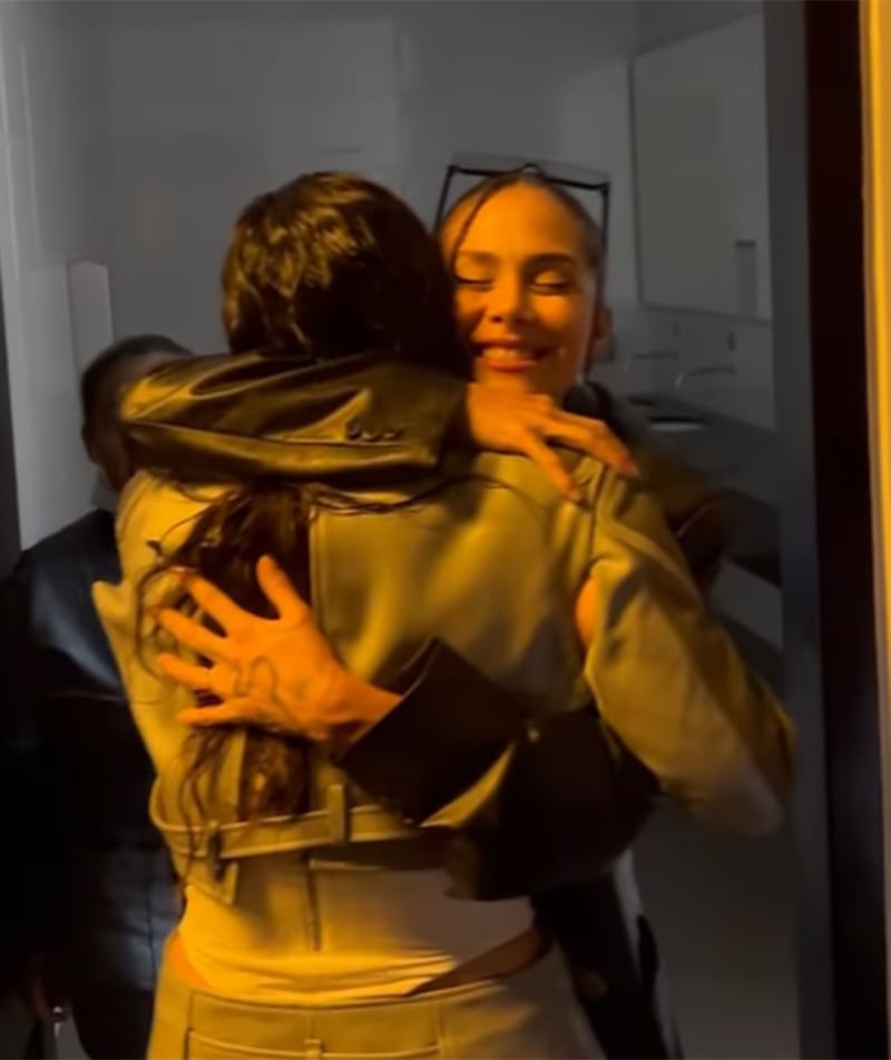 Rosalía y Greeicy se fundieron en un emotivo abrazo.