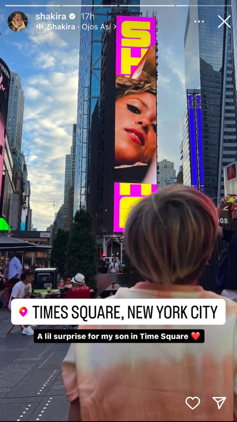 La impresión de Sasha al ver a Shakira en Times Square