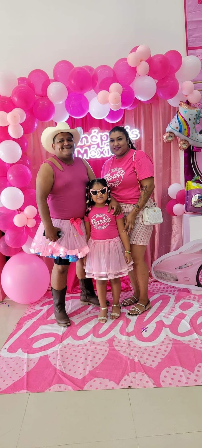 Outfit de Barbie de papá con su hija