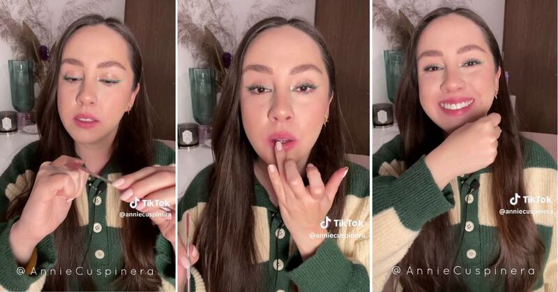 Annie Cuspinera mostrando cómo convertir un labial normal en indeleble