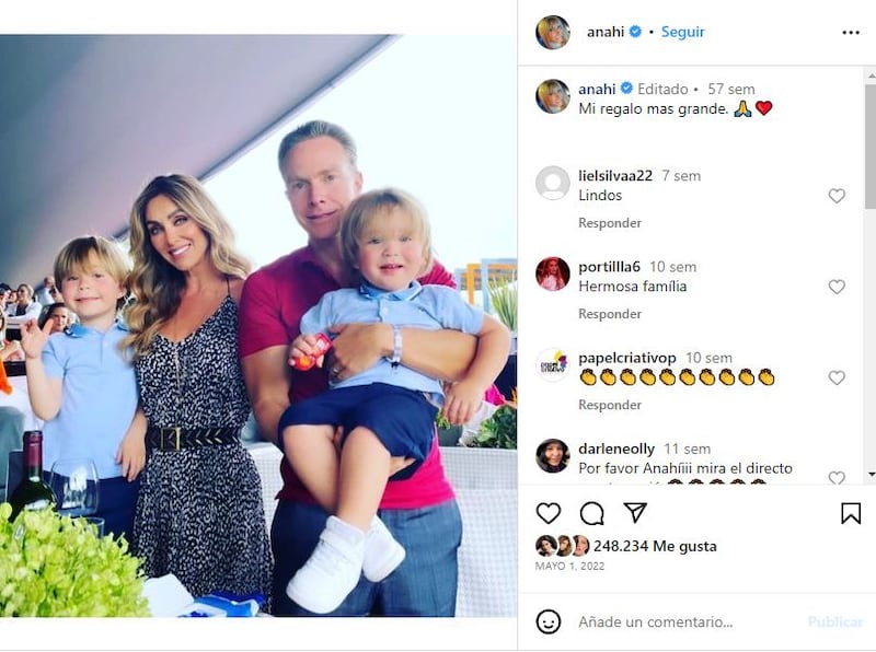 Anahí formó una hermosa familia con Manuel Velasco