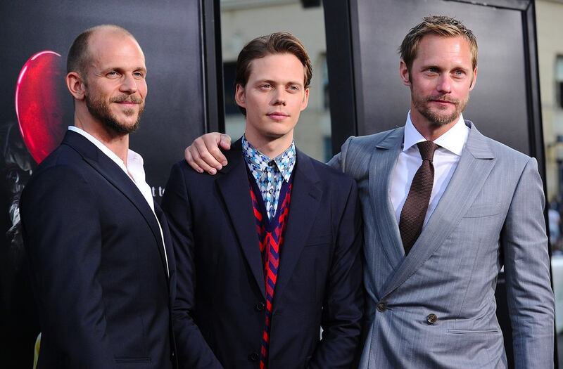 Pocos saben que los actores que hacen de Tarzán, Pennywise y Floki son familia, pues sí, son los talentosos hermanos Skarsgård que engalanan el cine.