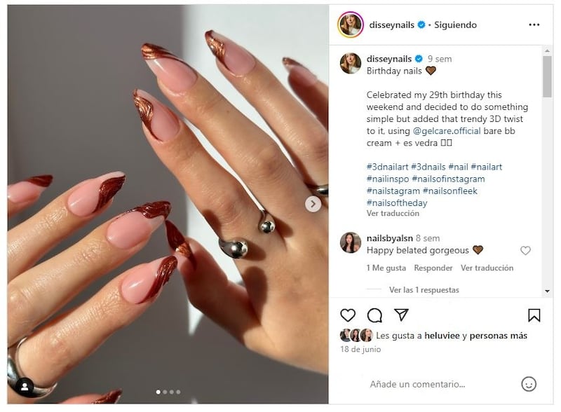 Las 'brown chrome nails' son perfectas para despedir el verano y recibir el otoño a la moda