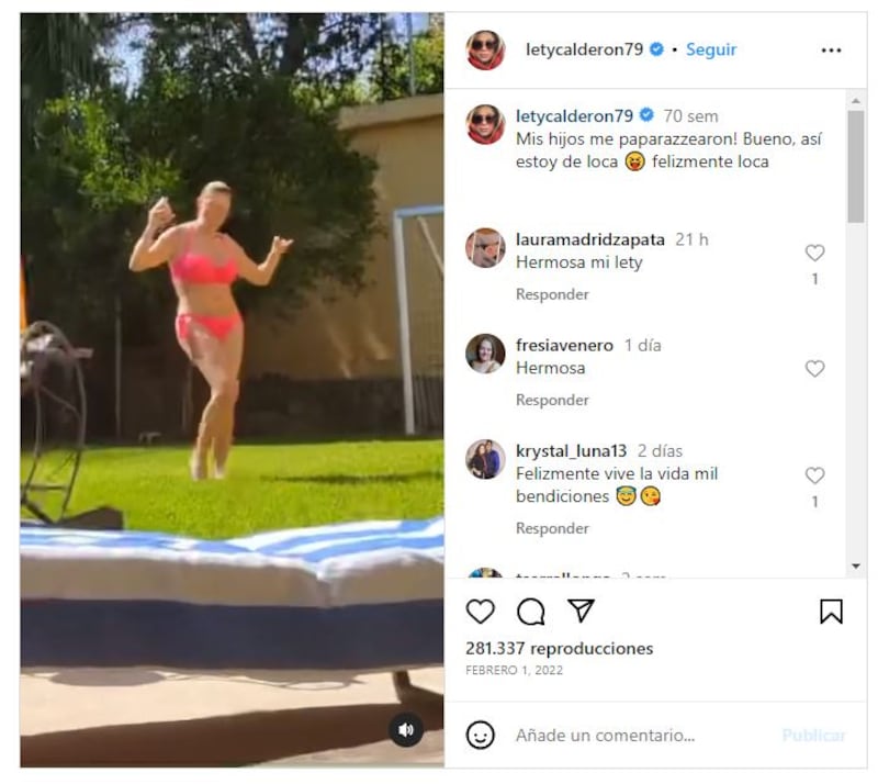 Leticia Calderón en un bikini rosa intenso