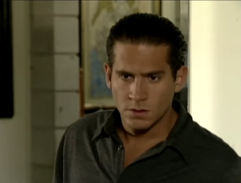 Arath de la Torre en la telenovela 'Amigas y rivales' (2001)