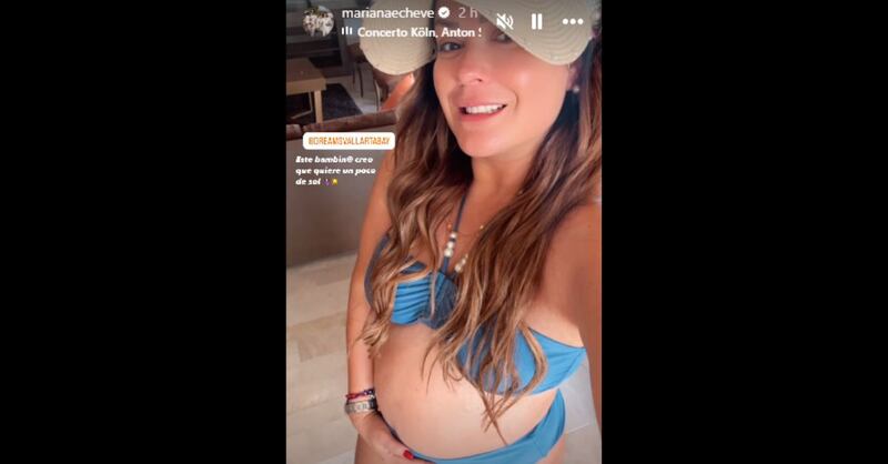 A pocas horas de anunciar embarazo: Mariana Echeverría muestra su pancita con espectacular bikini