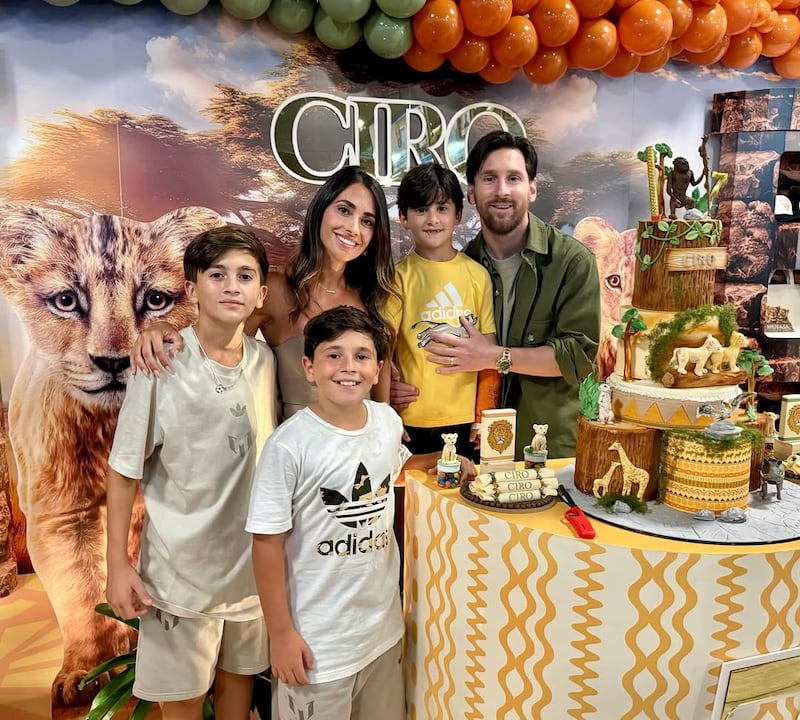 Messi celebra cumpleaños de su hijo Ciro.