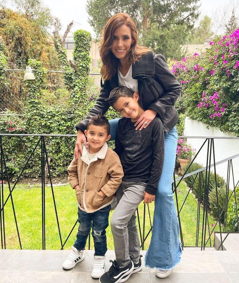 Mar Contreras y sus hijos, Emiliano y Mariano