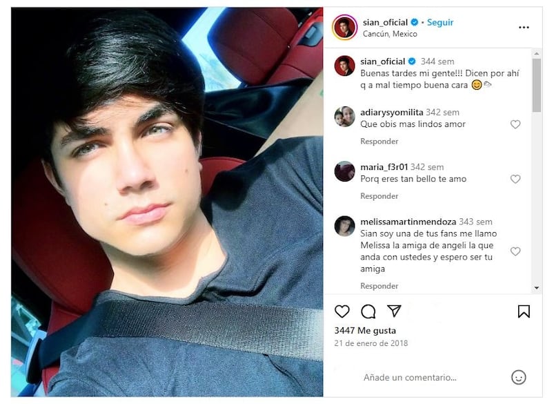 Sian Chiong formó parte de una boyband desde 2011 hasta 2018