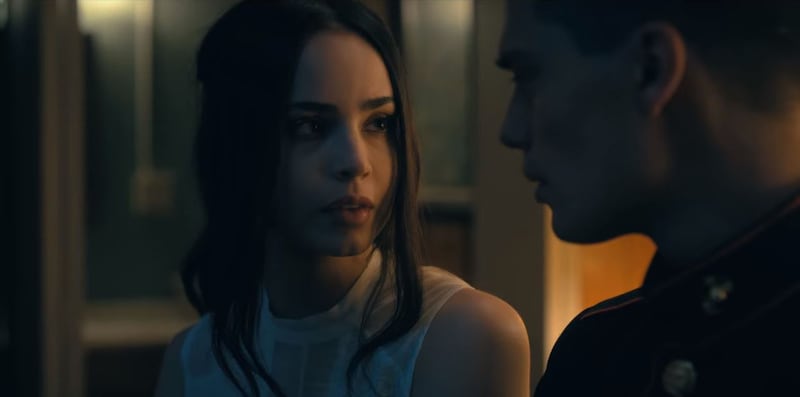 'Corazones malheridos' está protagonizada por Sofia Carson y Nicholas Galitzine