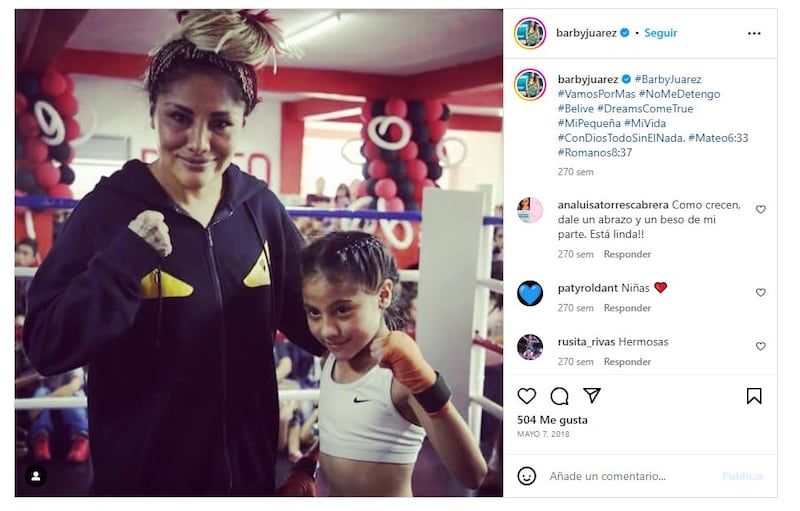 Mariana Juárez es una madre entregada a la crianza a su única hija, Daphne Natasha