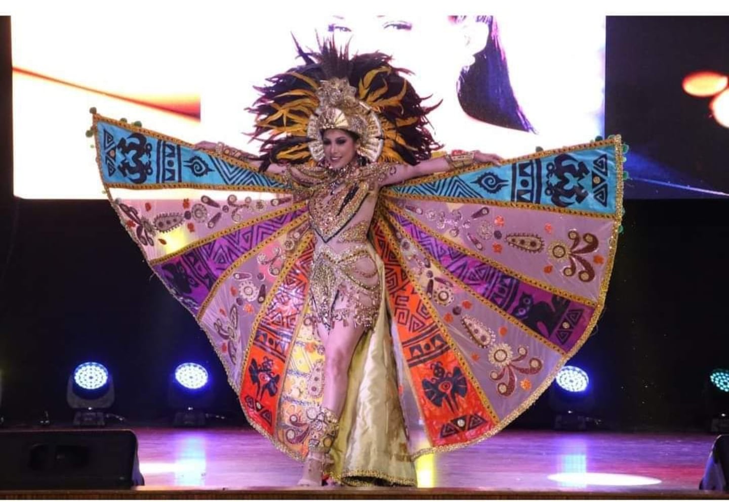 El vestido que lució Mazly Yuqui representante de Bucay, ganó como