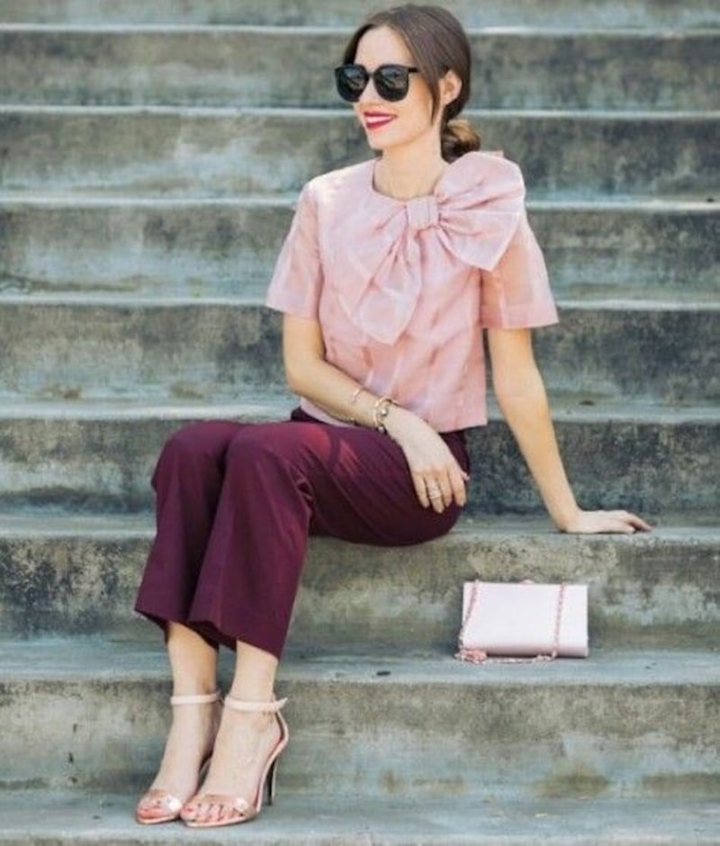 Los looks rosa palo serán tendencia este 2025