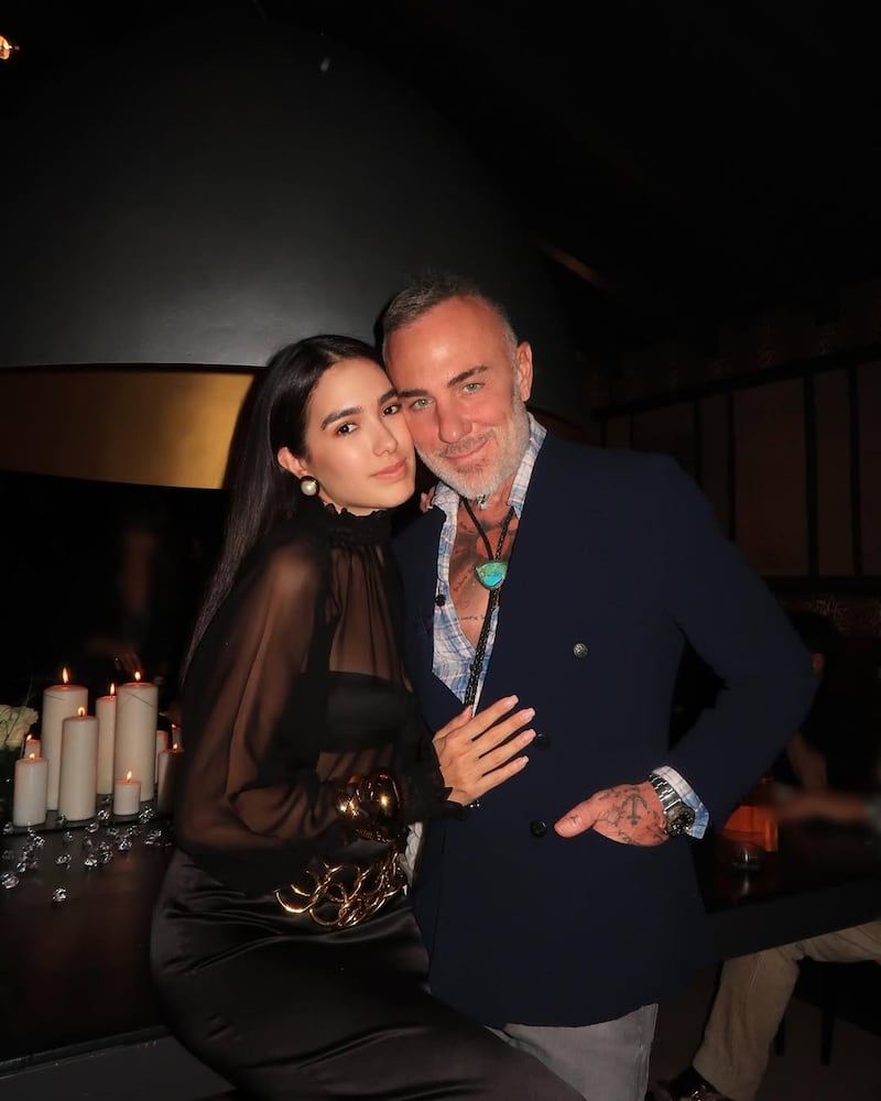 Gianluca Vacchi y su novia Sharon Fonseca.