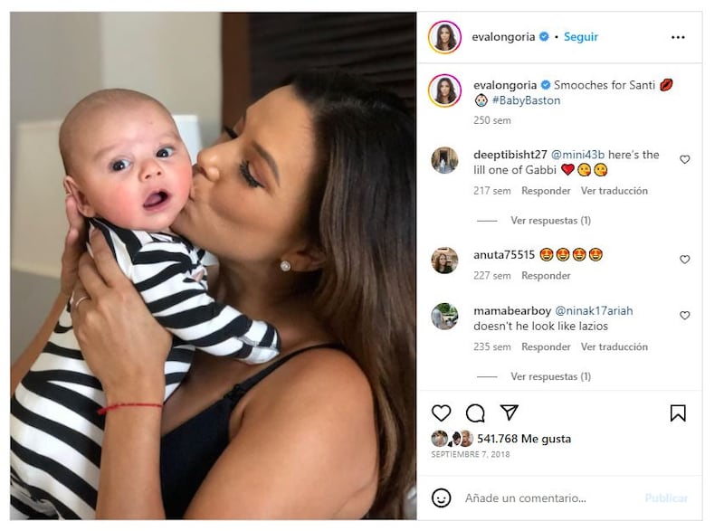 Eva Longoria y su hijo cuando tenía dos meses de edad